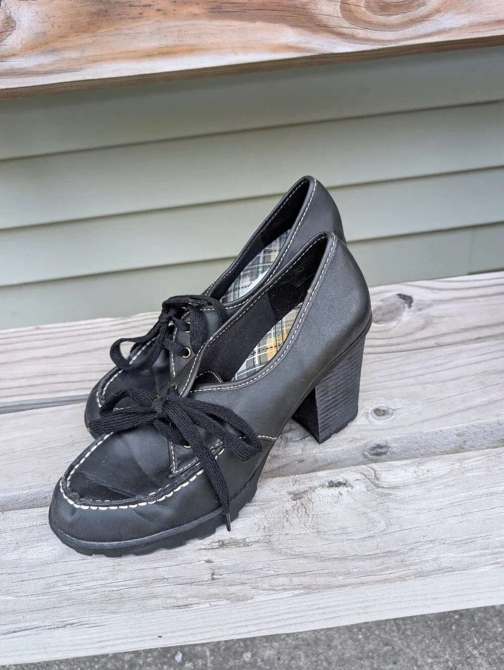 Vintage Lower East Side Black Faux Leather Chunky Platform Heels Size 9
